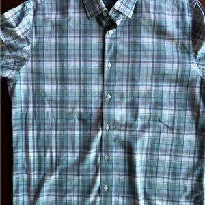 4 untuckIT button downs